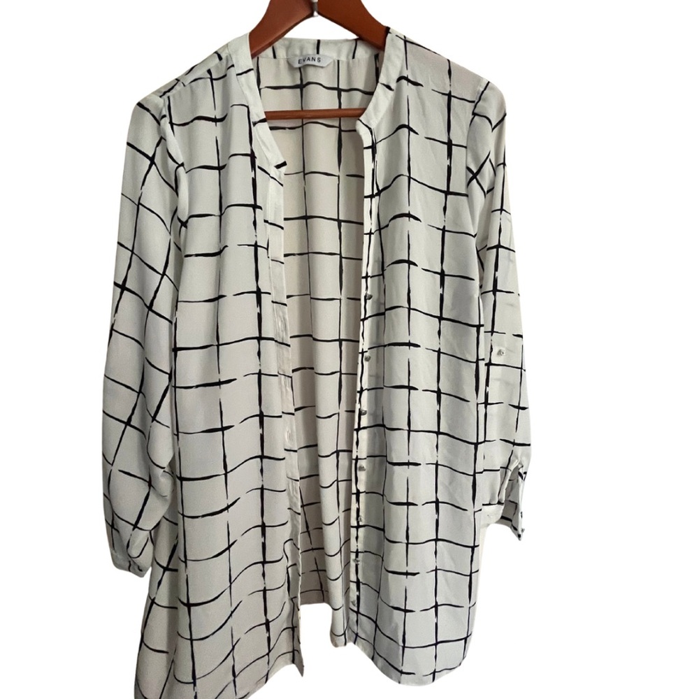 Chic White and Black Grid Pattern Women's Top